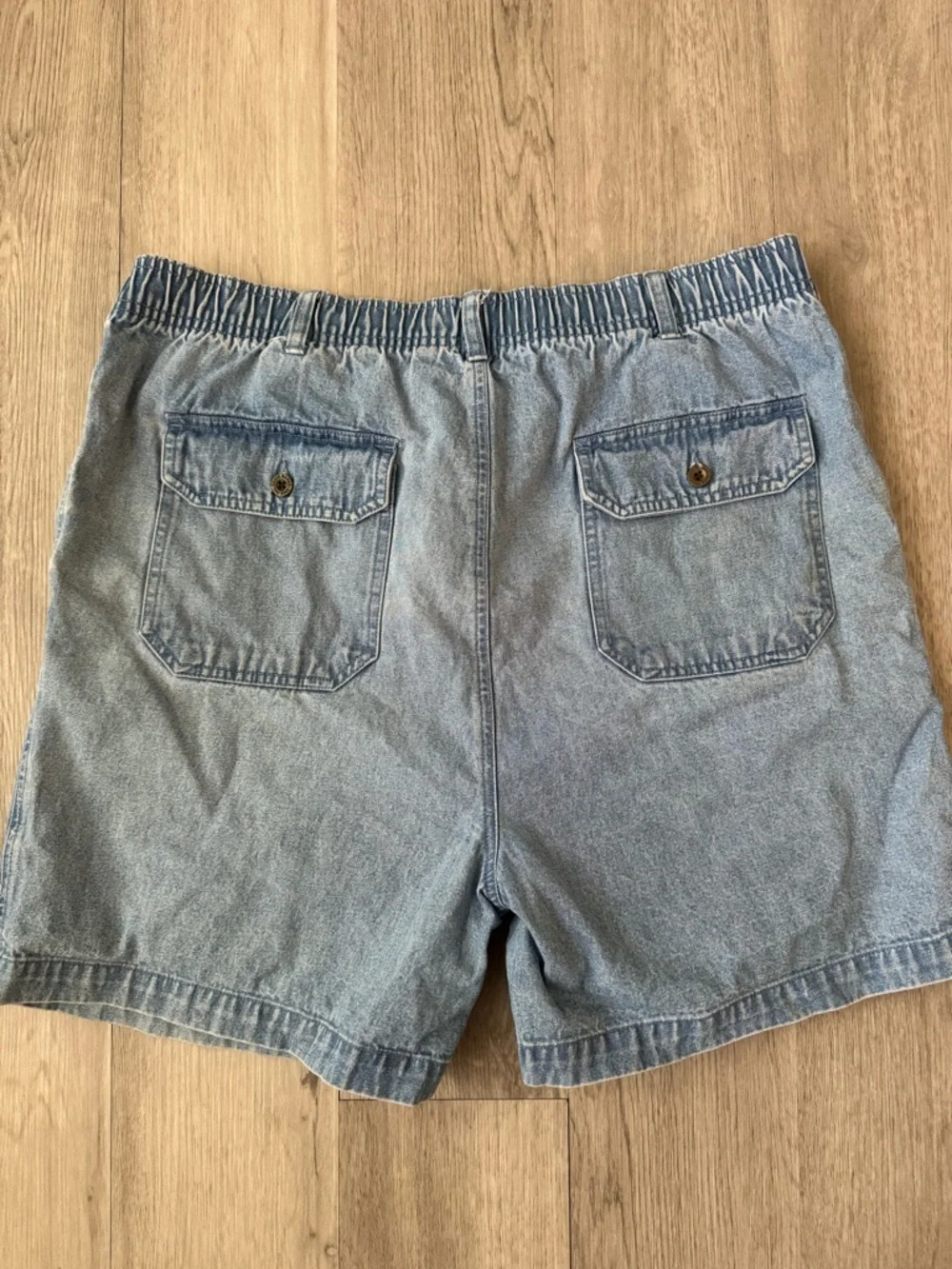 Eddie Bauer Vintage 90’s Mom High-rise Shorts Denim Pleated Size XL Pockets - Picture 6 of 6